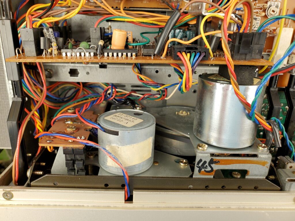 Harman Kardon hk300xm inside tape mech and control board
