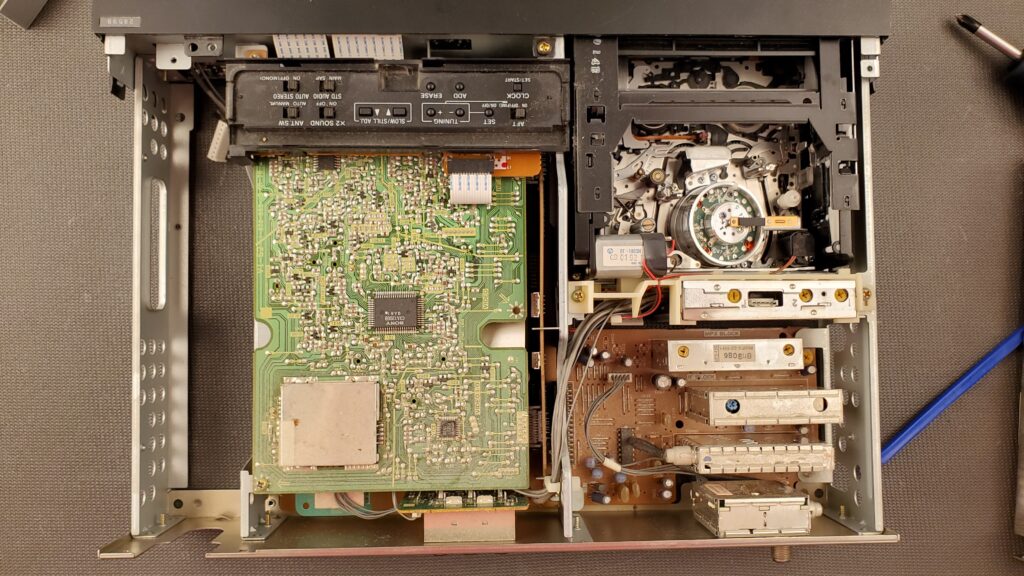 Sony EV-S350 Video8 VCR Teardown and Repair Top View